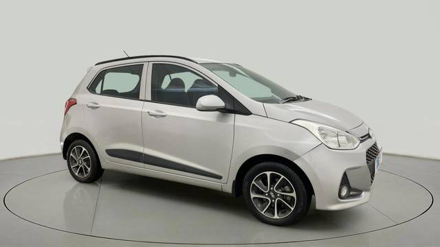 https://images10.gaadi.com/usedcar_image/4599582/original/f13f0cf057c89a04d6e37ba436019d78.jpg?imwidth=6400