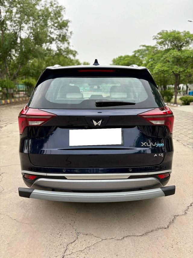 https://images10.gaadi.com/usedcar_image/4599634/original/processed_3e8c3b3ba540401f8f252d3abec27aa0.jpg?imwidth=6402