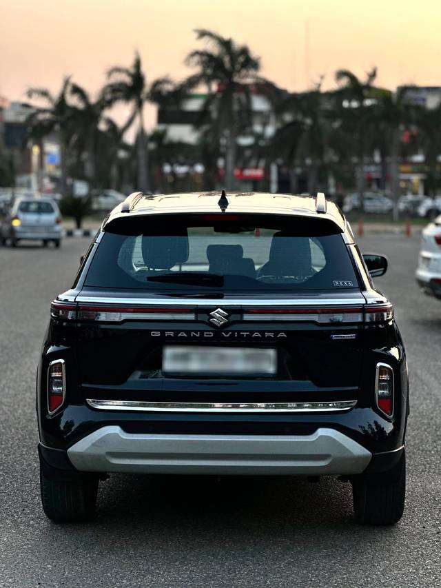 https://images10.gaadi.com/usedcar_image/4599635/original/processed_28cd69a24d32e6b38c5b4a6e590b35bb.jpg?imwidth=6401