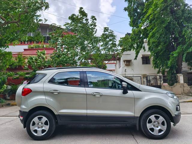 https://images10.gaadi.com/usedcar_image/4599637/original/834d2116c55484f7cea6ee85eb6dddd8.jpg?imwidth=6401