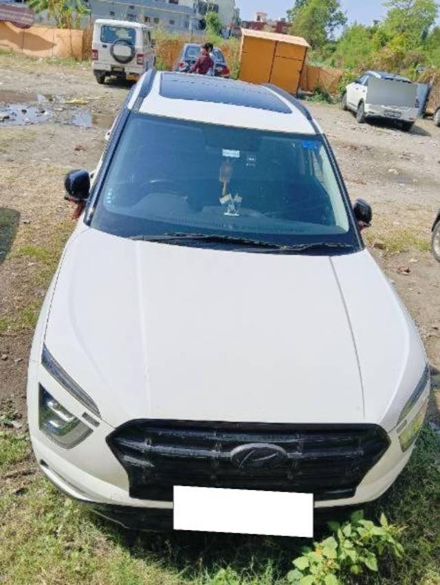https://images10.gaadi.com/usedcar_image/4599688/original/processed_5fcd353e-a063-4725-b389-bf658b62d814.jpg?imwidth=6401