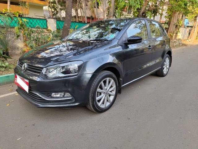 https://images10.gaadi.com/usedcar_image/4599693/original/processed_b119442e209d3f3eeebf3fd2128c95c6.jpg?imwidth=6402