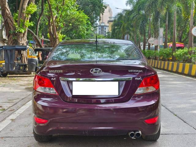 https://images10.gaadi.com/usedcar_image/4599706/original/processed_377dab7da028ae61e05fa3c86cba083b.jpg?imwidth=6402