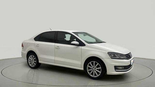 https://images10.gaadi.com/usedcar_image/4599710/original/29b9982c298f7e1dafe7e8763edd8603.jpg?imwidth=6400