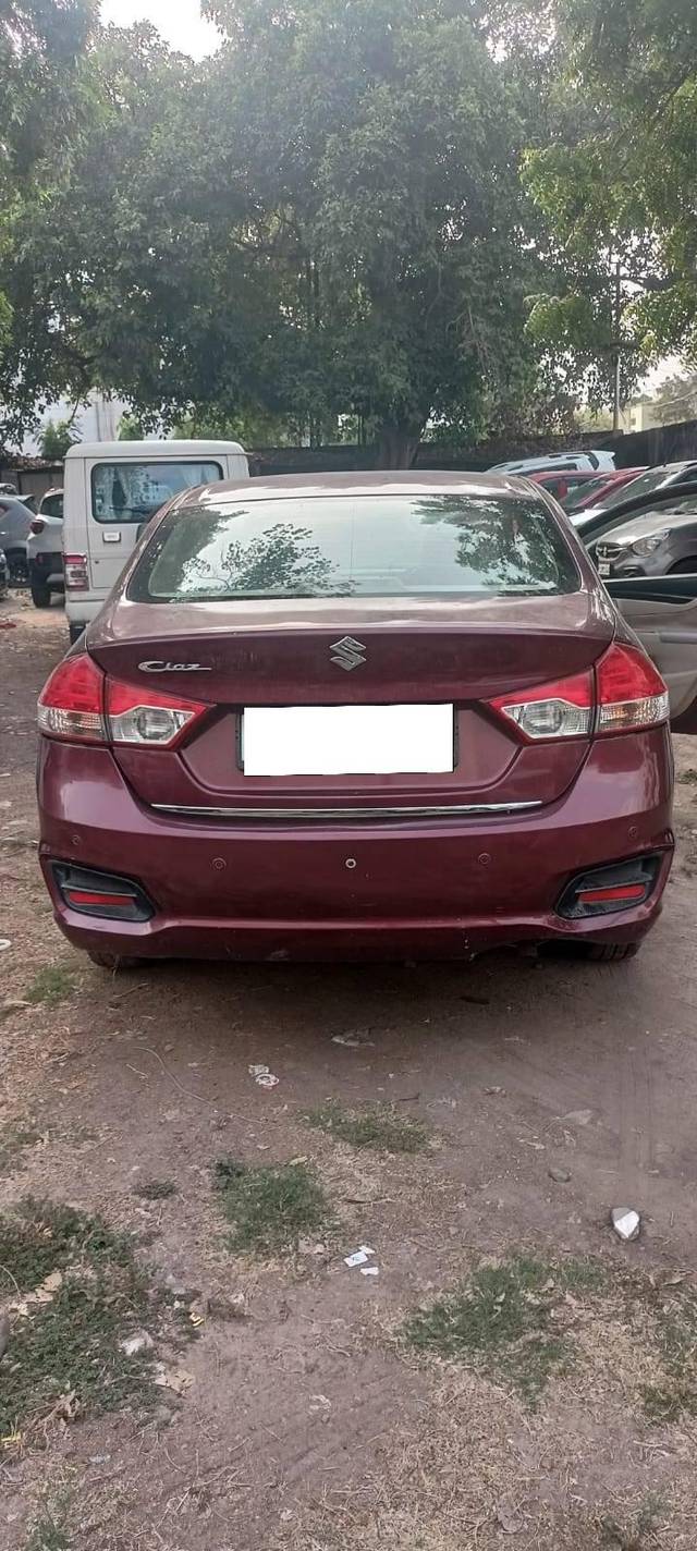 https://images10.gaadi.com/usedcar_image/4599711/original/processed_12609b7f0c844dbcbea56e2cda852e91.jpeg?imwidth=6401