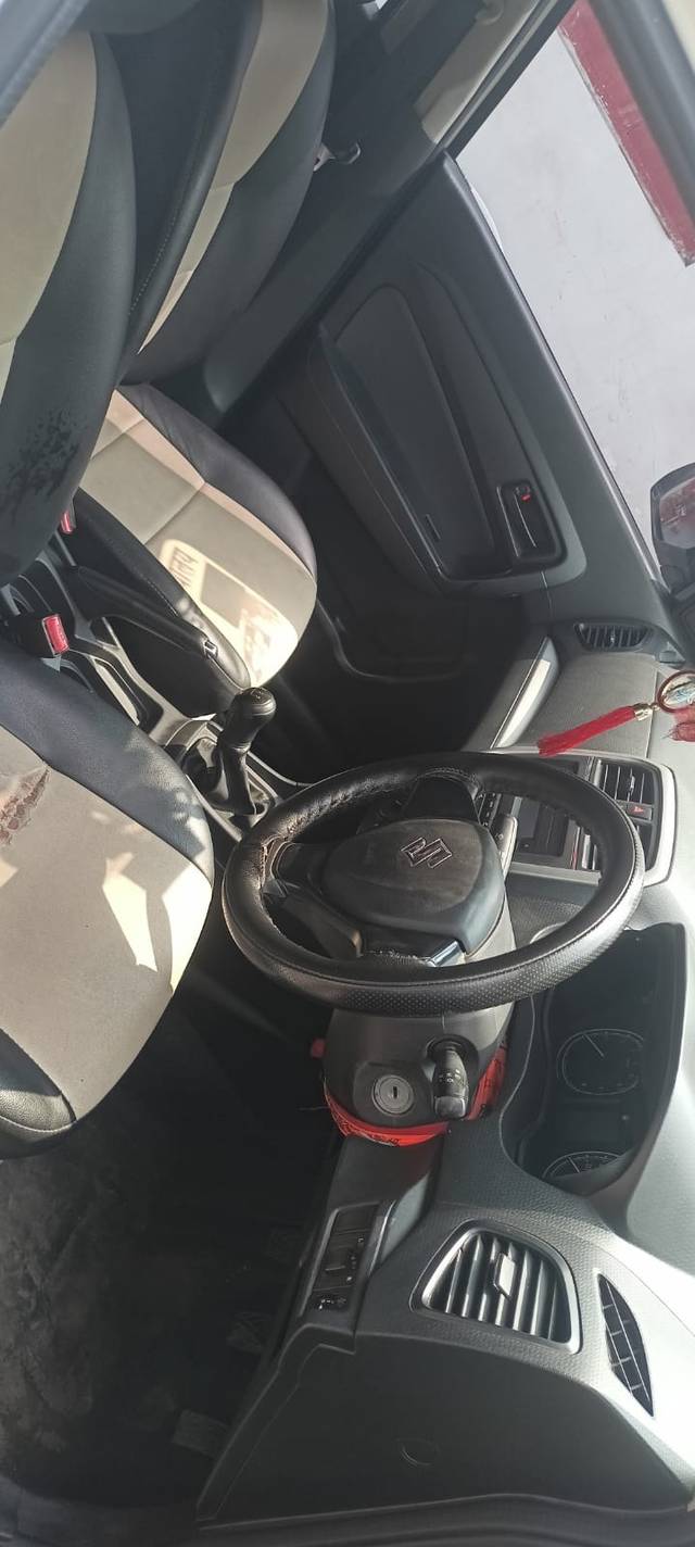 https://images10.gaadi.com/usedcar_image/4599726/original/9104a060fbbe6f03893ef353c7a24d21.jpeg?imwidth=6401