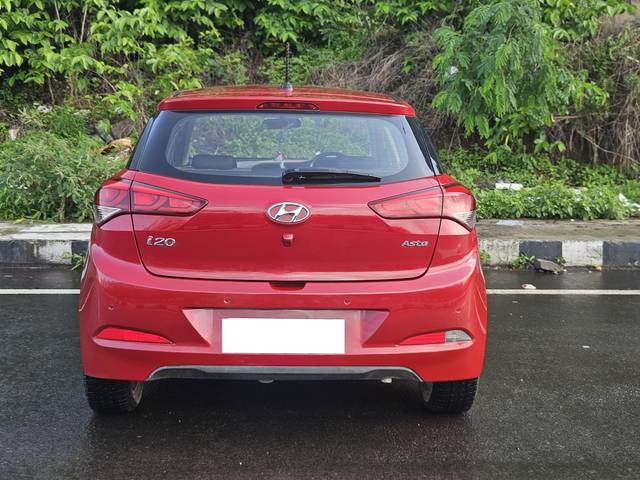 https://images10.gaadi.com/usedcar_image/4599816/original/processed_202880da135df7b23f0b82aa9a854526.jpg?imwidth=6402