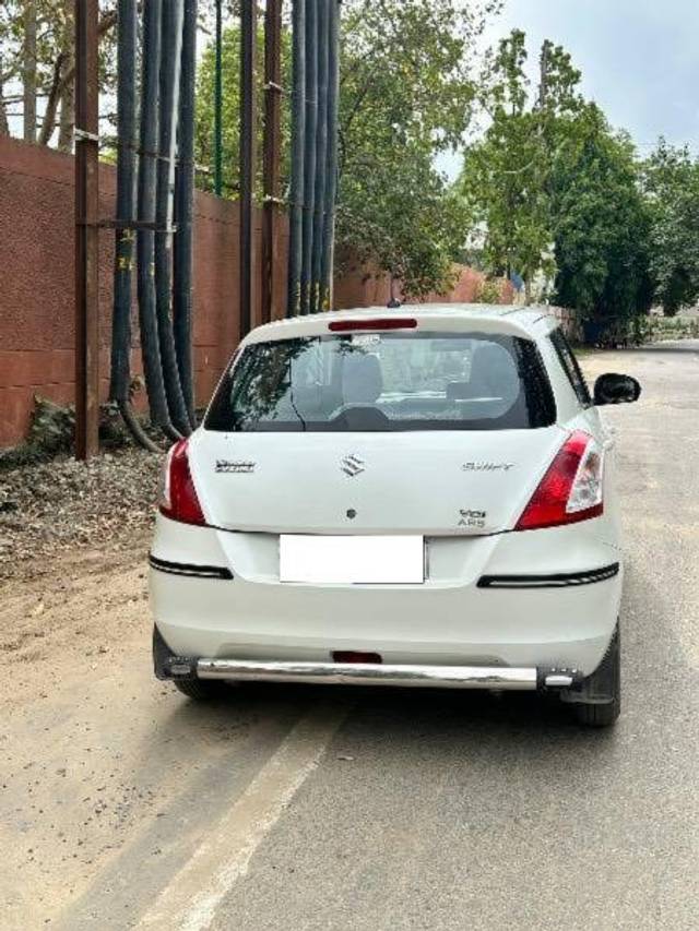 https://images10.gaadi.com/usedcar_image/4599875/original/processed_ccf361c3-49e4-4709-b2c6-897c4347c522.jpeg?imwidth=6401
