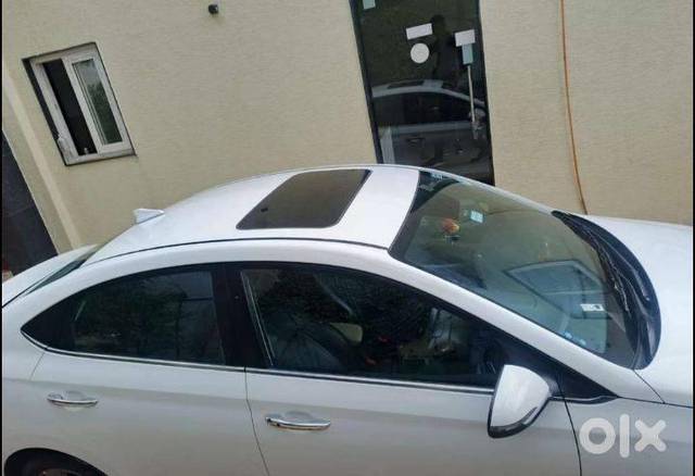 https://images10.gaadi.com/usedcar_image/4599889/original/processed_49f70a60-a64f-43f3-932d-884e8b3e3d2a.jpg?imwidth=6401