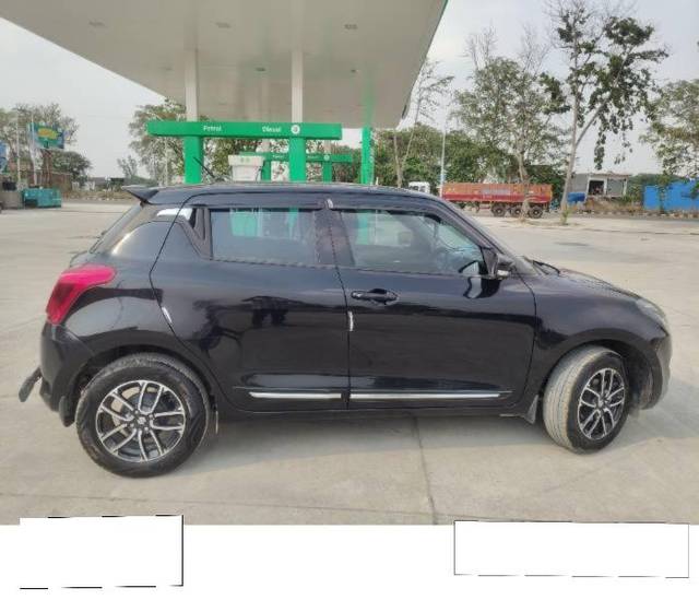 https://images10.gaadi.com/usedcar_image/4599895/original/processed_61badd0d-7074-4249-a1a9-0afbc567cade.jpg?imwidth=6401