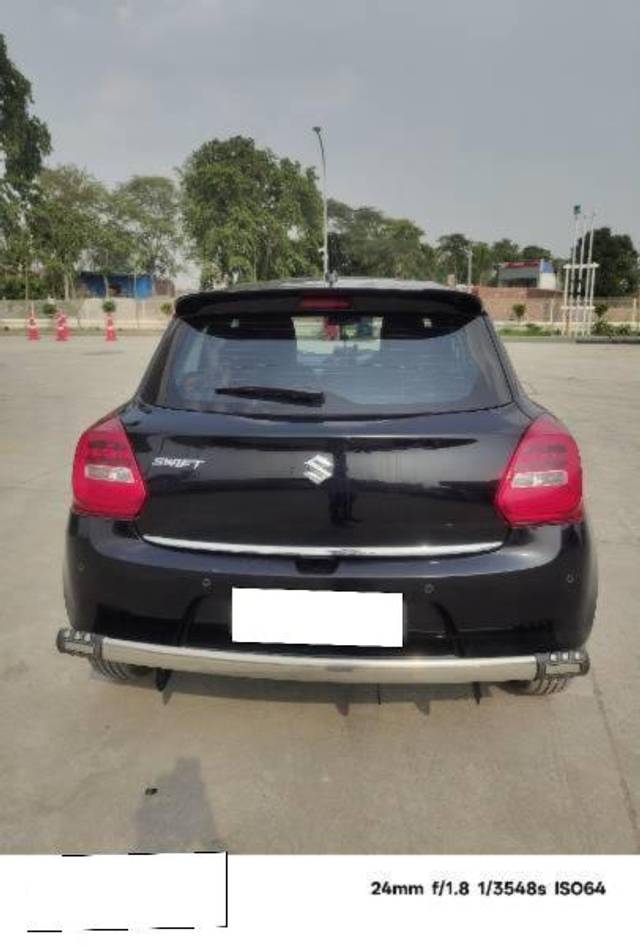 https://images10.gaadi.com/usedcar_image/4599895/original/processed_da3ebeba-7349-4a8f-8151-269c3f70ea7b.jpg?imwidth=6402