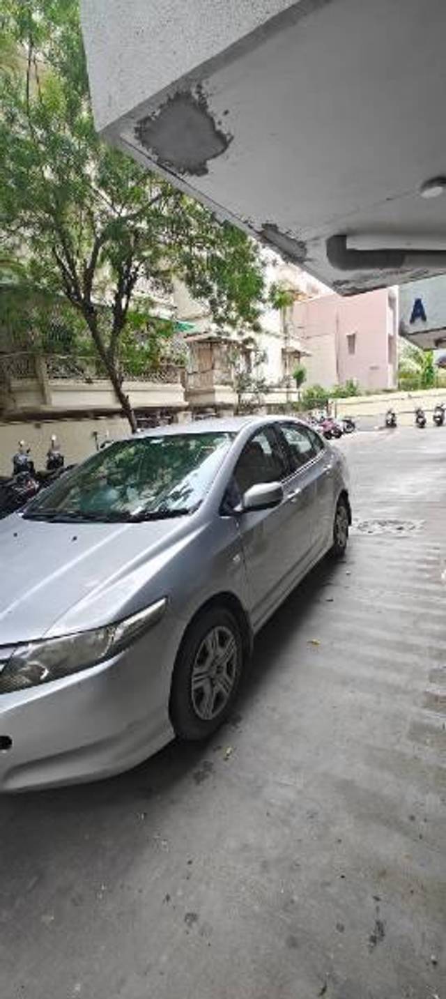 https://images10.gaadi.com/usedcar_image/4599913/original/processed_e82f8e8f-b714-4483-a975-44e4b6464b99.jpg?imwidth=6400