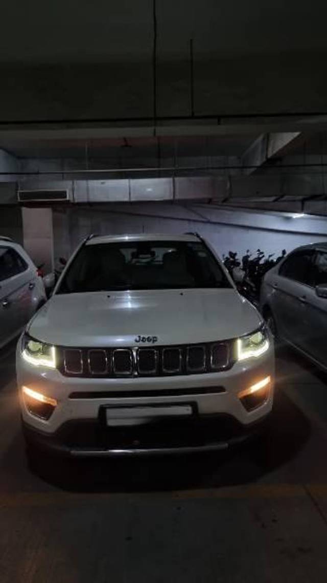 https://images10.gaadi.com/usedcar_image/4599941/original/processed_278b3c98-125d-460d-895d-fd6f9b81737d.jpg?imwidth=6400