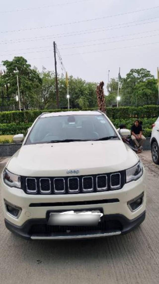 https://images10.gaadi.com/usedcar_image/4599941/original/processed_81c948da-6d7a-4671-9736-5145c32c3007.jpg?imwidth=6402