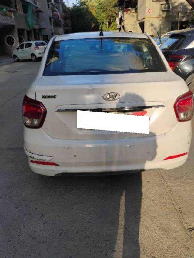https://images10.gaadi.com/usedcar_image/4600014/original/processed_0094a2c2-c3b4-4b99-9539-a5eef5d633c4.jpg?imwidth=6401