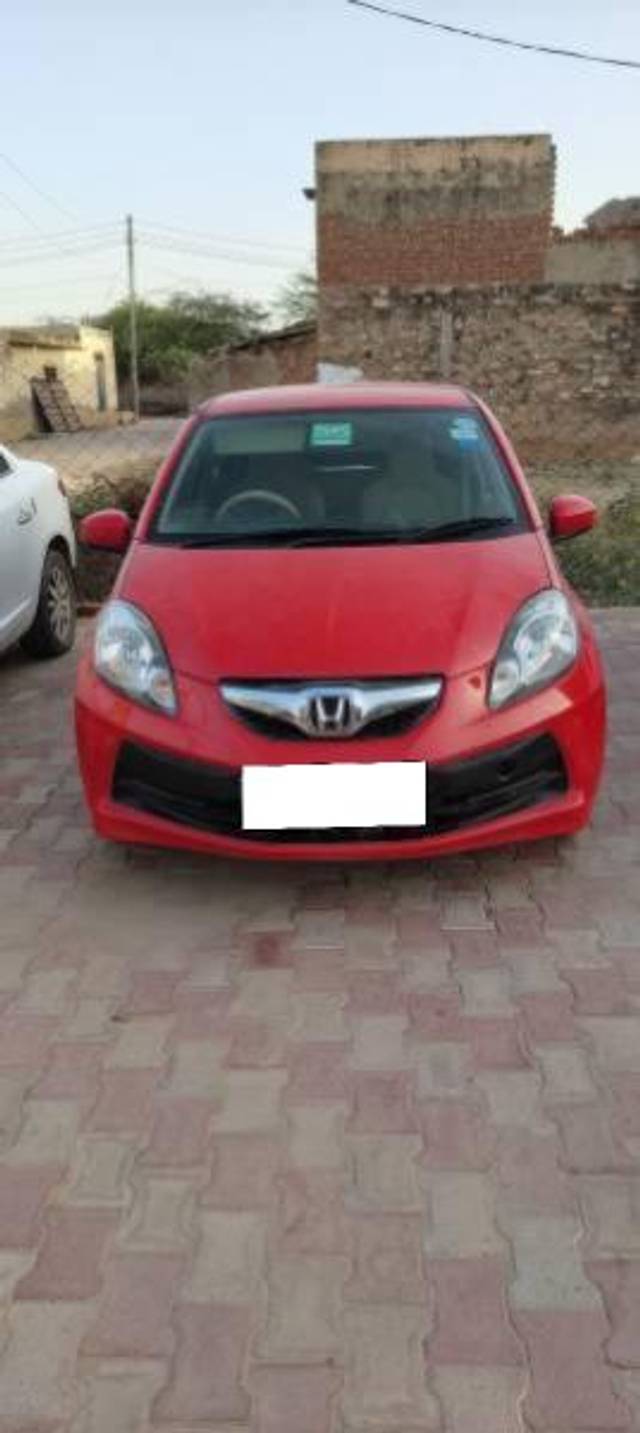 https://images10.gaadi.com/usedcar_image/4600037/original/processed_f1b3b9bb-e3bf-4fef-8cd2-0d665be6188d.jpg?imwidth=6400