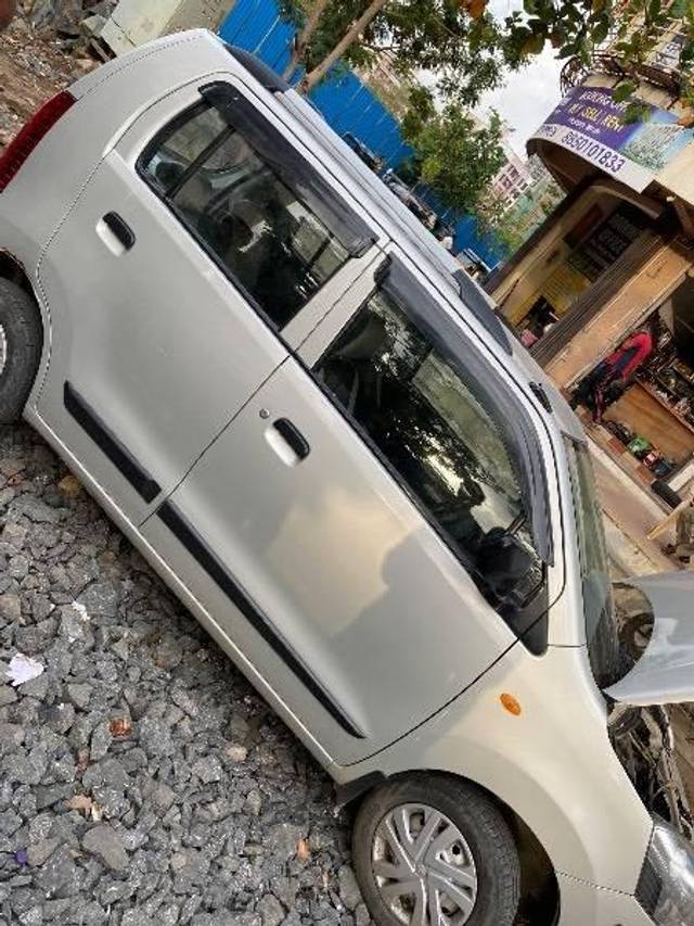 https://images10.gaadi.com/usedcar_image/4600123/original/processed_8386a15b-f437-4d45-badc-3f765f6cee9c.jpeg?imwidth=6401