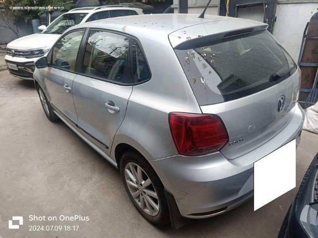 https://images10.gaadi.com/usedcar_image/4600182/original/processed_594cfac3-c647-41af-a9d4-a924ab767d34.jpeg?imwidth=6402