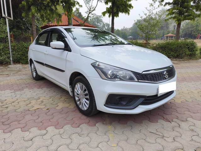 https://images10.gaadi.com/usedcar_image/4600217/original/processed_6b67cb98-50af-4932-b8b9-83157067c65c.jpg?imwidth=6400