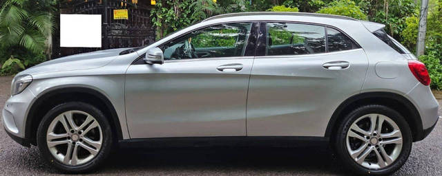 https://images10.gaadi.com/usedcar_image/4600229/original/processed_77ce9ac6e428499c24efe88796b73a97.png?imwidth=6402