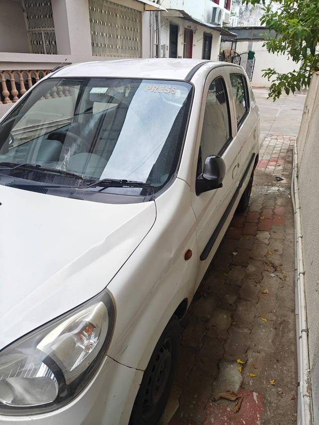 https://images10.gaadi.com/usedcar_image/4600261/original/processed_029d1128-4d61-4a12-9462-16842154c170.jpg?imwidth=6402
