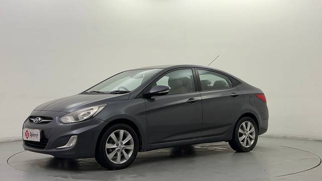 https://images10.gaadi.com/usedcar_image/4600360/original/7e3886b8f5446bcbf84707b4cd6e2e00.JPG?imwidth=6400