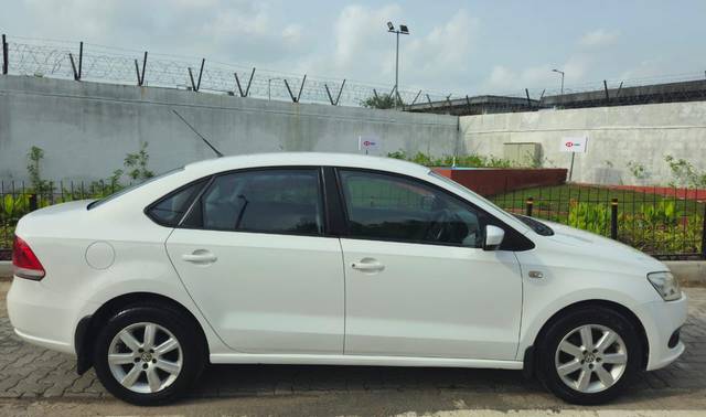 https://images10.gaadi.com/usedcar_image/4600363/original/086d99704f241d6ddc5616c963375756.jpg?imwidth=6402