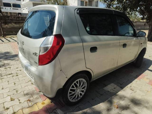 https://images10.gaadi.com/usedcar_image/4600365/original/processed_e6de419f-0b22-442c-bc85-1ca15019121d.jpg?imwidth=6401