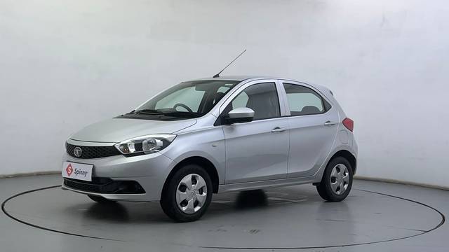 https://images10.gaadi.com/usedcar_image/4600395/original/abc0b080e31b978e5f270a9d28ce79aa.JPG?imwidth=6400