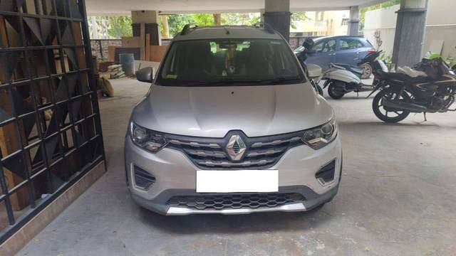 https://images10.gaadi.com/usedcar_image/4600443/original/processed_f5bcc3a5-58e7-4ee8-b6bb-8f9bfd545517.jpg?imwidth=6401
