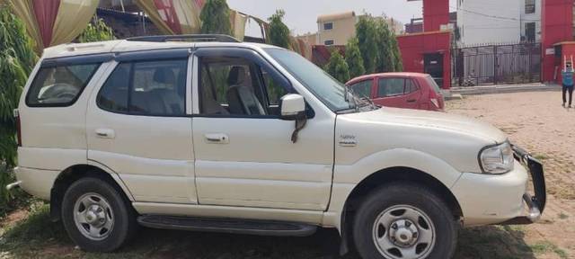 https://images10.gaadi.com/usedcar_image/4600467/original/processed_346d1652-e8b6-43ec-9280-a2826a5a790a.jpg?imwidth=6400