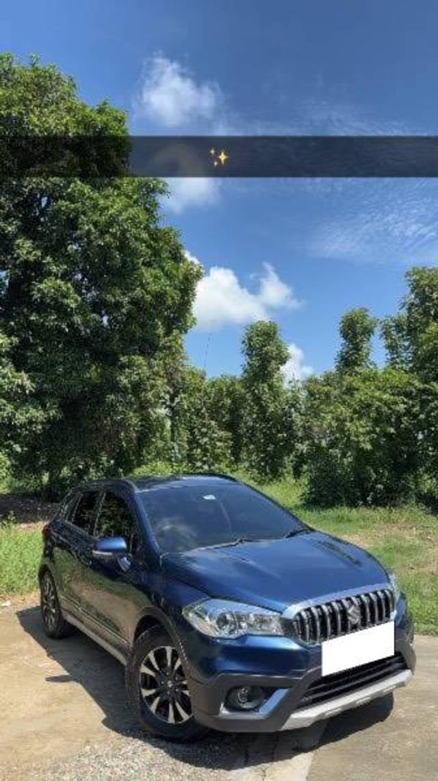 https://images10.gaadi.com/usedcar_image/4600491/original/processed_44dc0c6e-5fa1-4ebb-9663-c57af8adc28b.jpeg?imwidth=6400