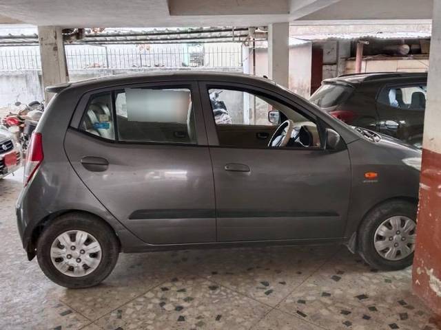 https://images10.gaadi.com/usedcar_image/4600493/original/processed_d02489d4-494b-4335-8677-345f7a22067e.jpeg?imwidth=6401