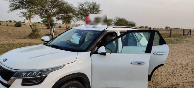 https://images10.gaadi.com/usedcar_image/4600509/original/e420dbed-48bf-4827-92e2-afa2095bf5b0.png?imwidth=6400