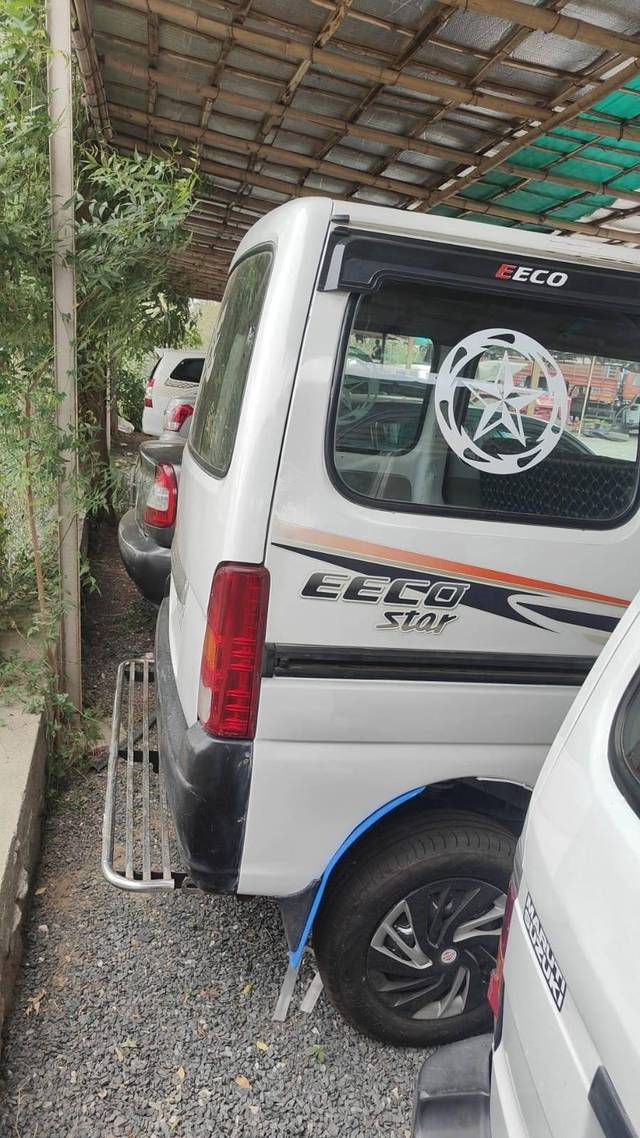 https://images10.gaadi.com/usedcar_image/4600595/original/processed_08d2ad6ff5e7e09d54435f0c583b0928.jpg?imwidth=6401
