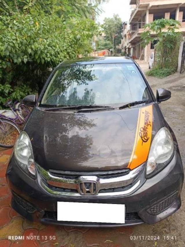 https://images10.gaadi.com/usedcar_image/4600607/original/processed_6b6ec18b-612e-4bb7-9801-3677c26e3b46.jpg?imwidth=6401