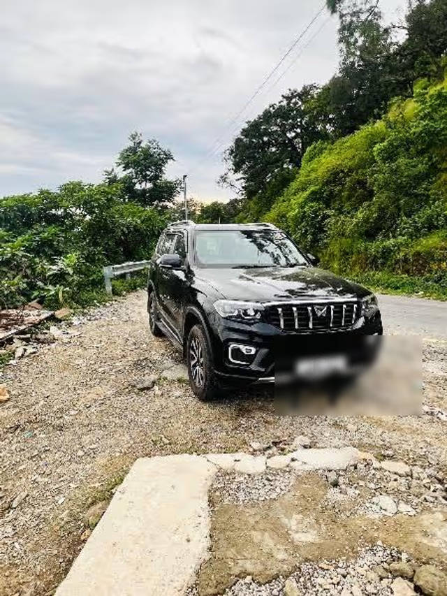https://images10.gaadi.com/usedcar_image/4600620/original/78340dea-9a10-4537-80d3-09236955544f.png?imwidth=6400