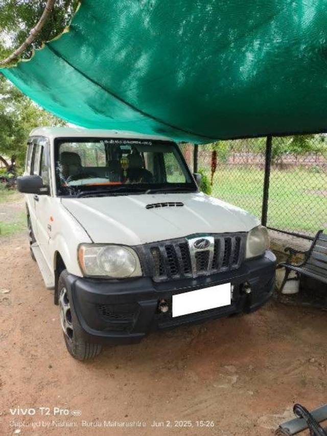 https://images10.gaadi.com/usedcar_image/4600642/original/processed_5dcbb549-9e57-4574-b22c-c7c196fbcfa9.jpg?imwidth=6400