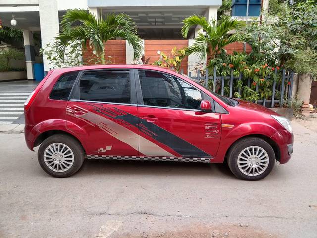 https://images10.gaadi.com/usedcar_image/4600662/original/processed_705d899f68c128c55a67f85782ccf40a.jpg?imwidth=6401