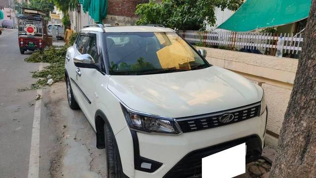 https://images10.gaadi.com/usedcar_image/4600668/original/processed_a4c5faba-45b1-4e86-8f8e-48dba1f57421.jpg?imwidth=6400