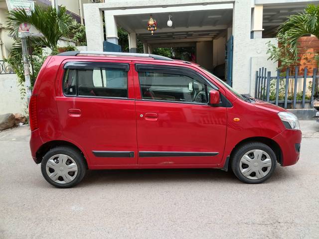 https://images10.gaadi.com/usedcar_image/4600670/original/processed_2dd9bdde9dce129d8c929fd36ce9757a.jpg?imwidth=6401
