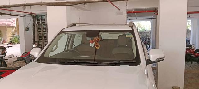 https://images10.gaadi.com/usedcar_image/4600677/original/processed_15e39961-0924-42fa-9335-16a82e5daa74.jpg?imwidth=6402