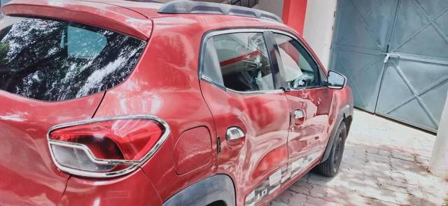 https://images10.gaadi.com/usedcar_image/4600683/original/processed_463ea1de-ae5f-41a3-a5ba-26d3b899266c.jpg?imwidth=6402