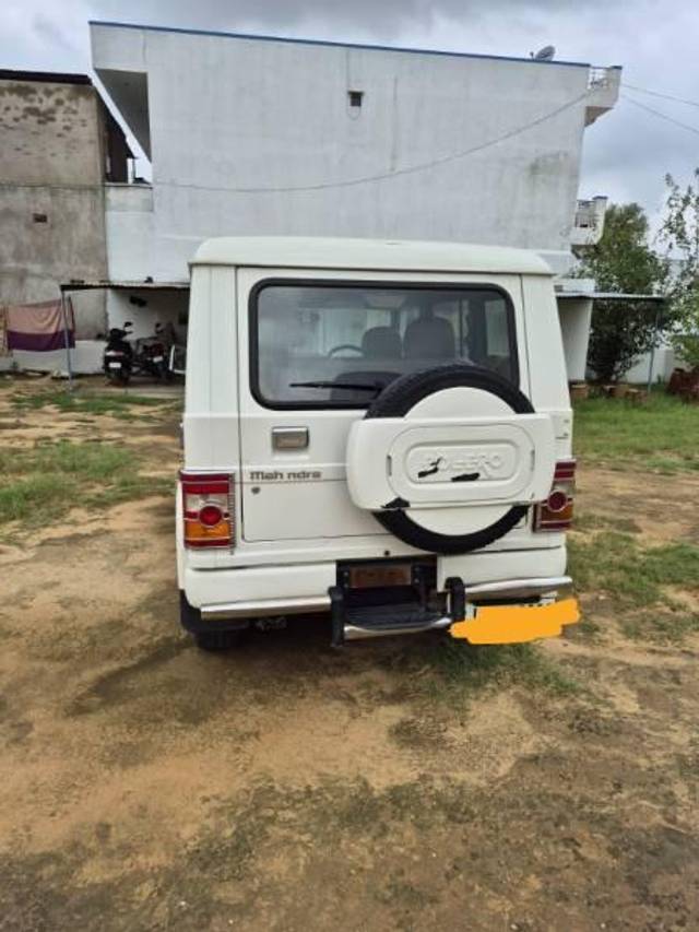 https://images10.gaadi.com/usedcar_image/4600692/original/processed_9d794d9a-5ac2-4fec-950f-abc41ed80192.jpg?imwidth=6402