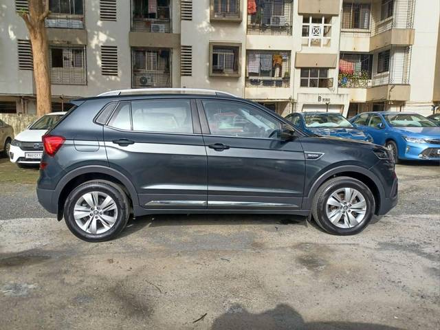 https://images10.gaadi.com/usedcar_image/4600699/original/processed_8a965857924fa775aeb0dcf337169dbd.jpeg?imwidth=6401