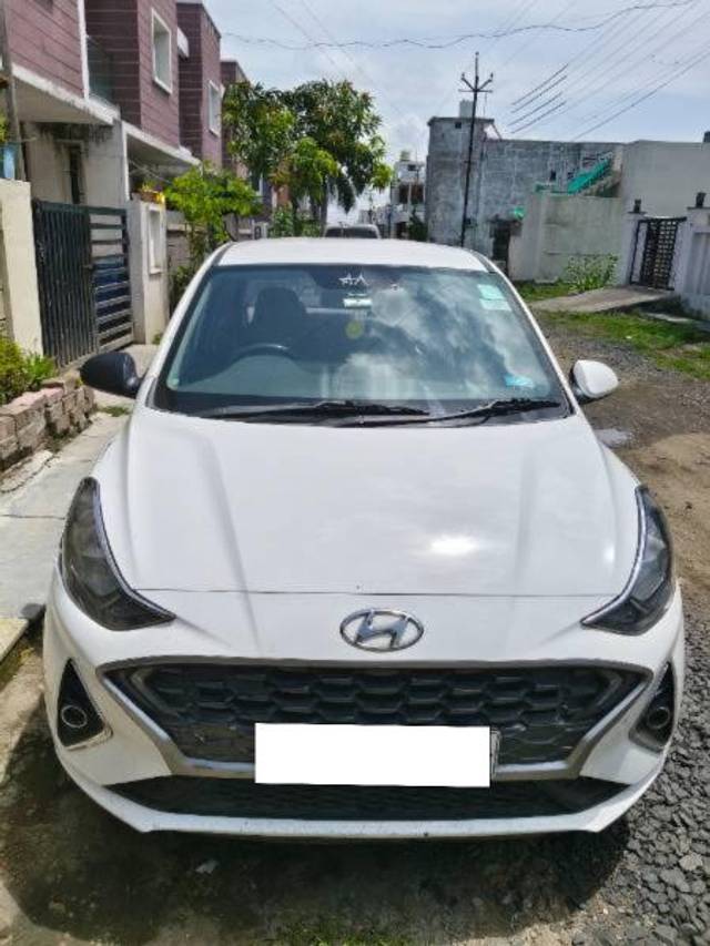 https://images10.gaadi.com/usedcar_image/4600700/original/processed_e171e7d1-7c4f-4ed2-b841-949196094e45.jpg?imwidth=6402