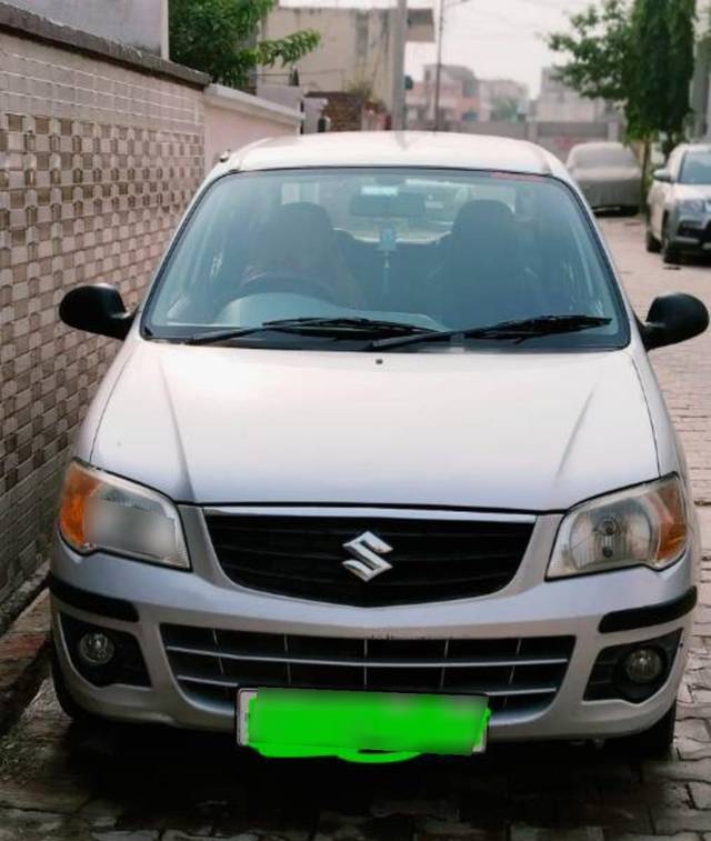 https://images10.gaadi.com/usedcar_image/4600781/original/processed_13a75818-3c58-498e-9998-1aed5a86d28b.jpg?imwidth=6402