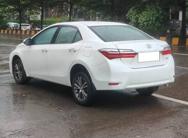 https://images10.gaadi.com/usedcar_image/4600782/original/processed_eaee13808d704a2fa44dbd690fe92349.jpg?imwidth=6402