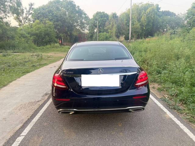 https://images10.gaadi.com/usedcar_image/4600785/original/processed_156781bb43764a6c2b57f9899070928c.jpg?imwidth=6402