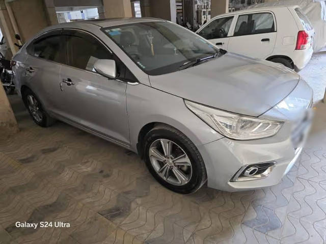 https://images10.gaadi.com/usedcar_image/4600791/original/b114590f-239b-4998-b637-655176235ca9.png?imwidth=6400